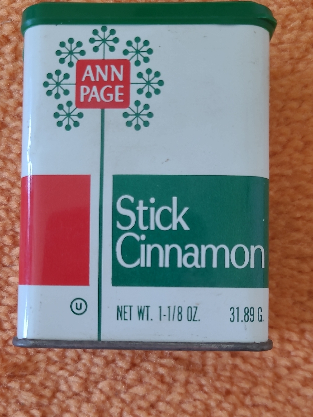 ANN PAGE Stick Cinnamon Tin - Green & White Vintage Spice
